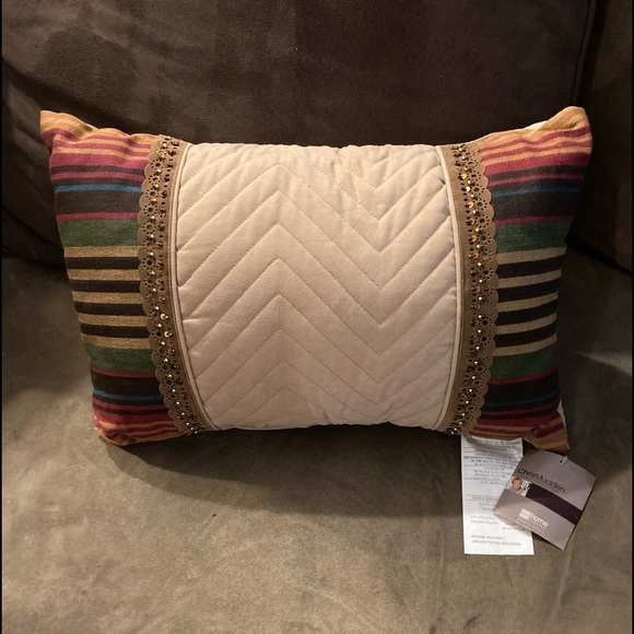 Chris Madden throw pillow - Picture 1 of 7